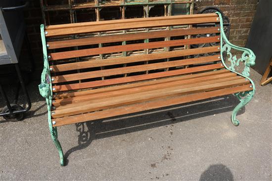 Metal end garden bench